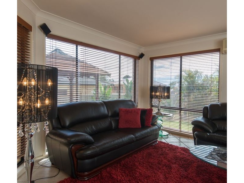 West Hoxton NSW 2171