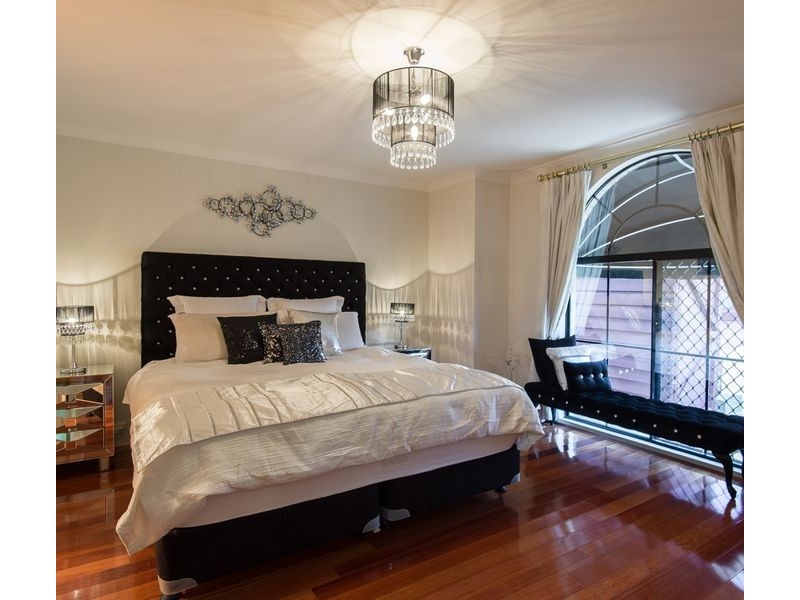 West Hoxton NSW 2171