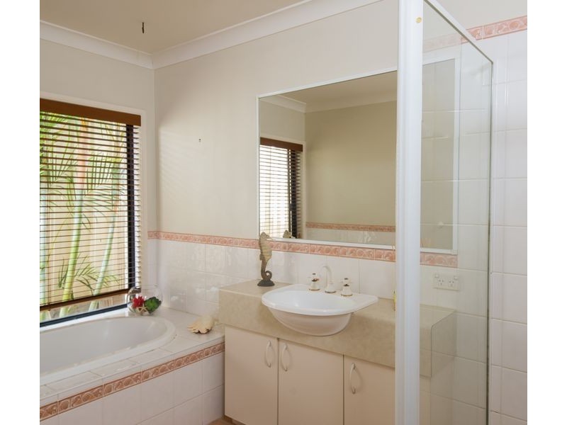 West Hoxton NSW 2171