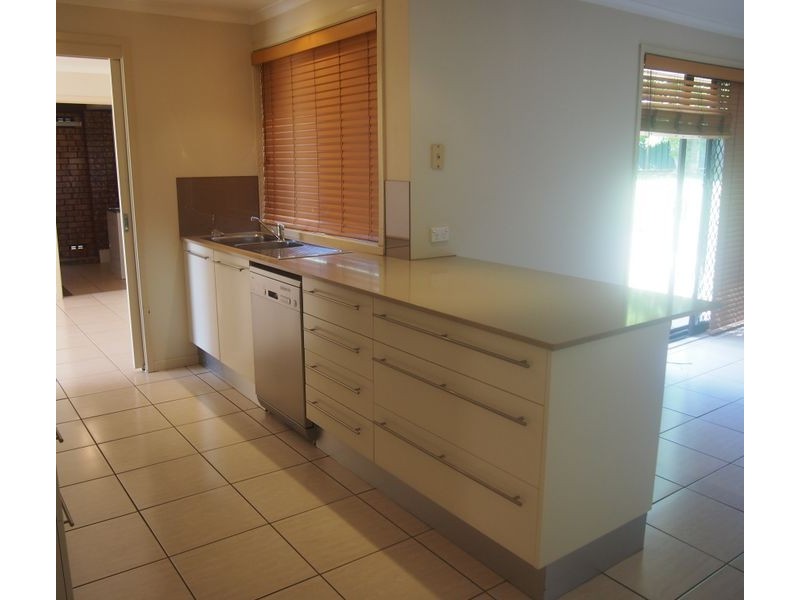 6 Hornet Place, Raby NSW 2566