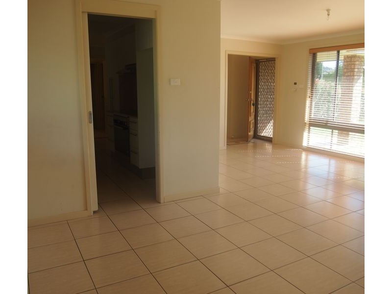 6 Hornet Place, Raby NSW 2566