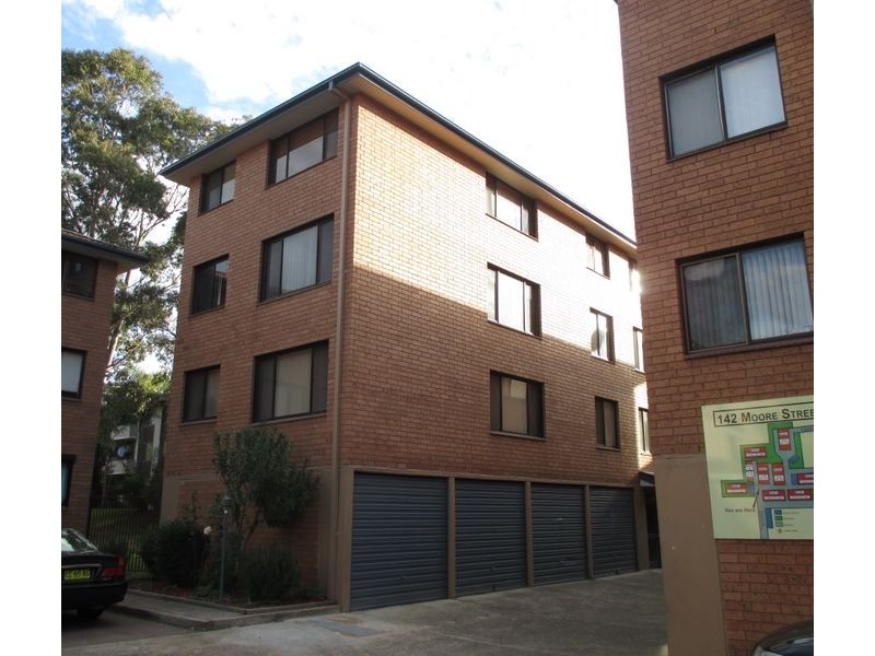 37/142 Moore Street, Liverpool NSW 2170
