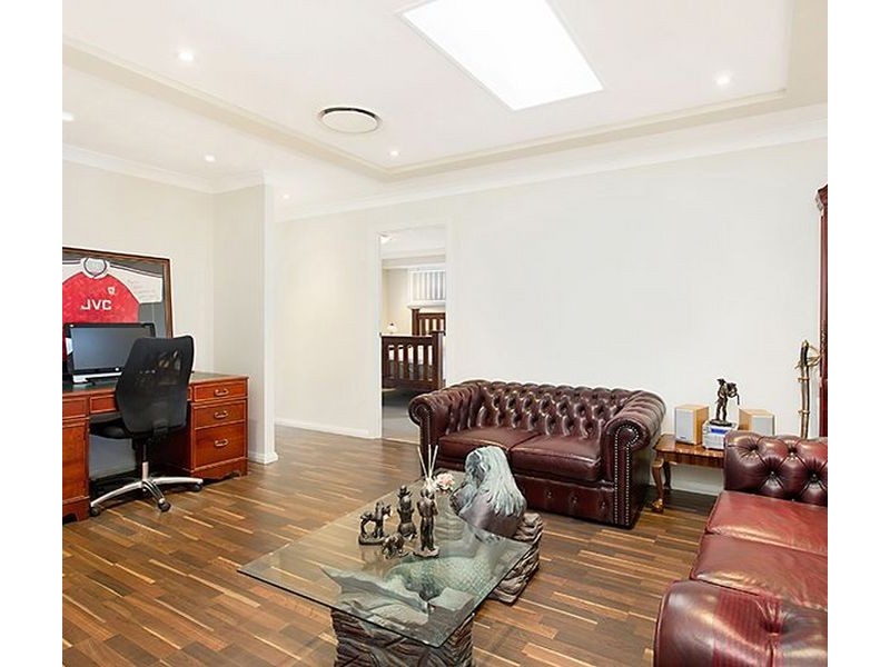 11 Atlee Street, Oran Park NSW 2570