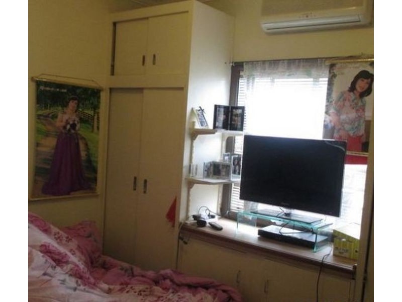 18 Charlotte Cres, Canley Vale NSW 2166