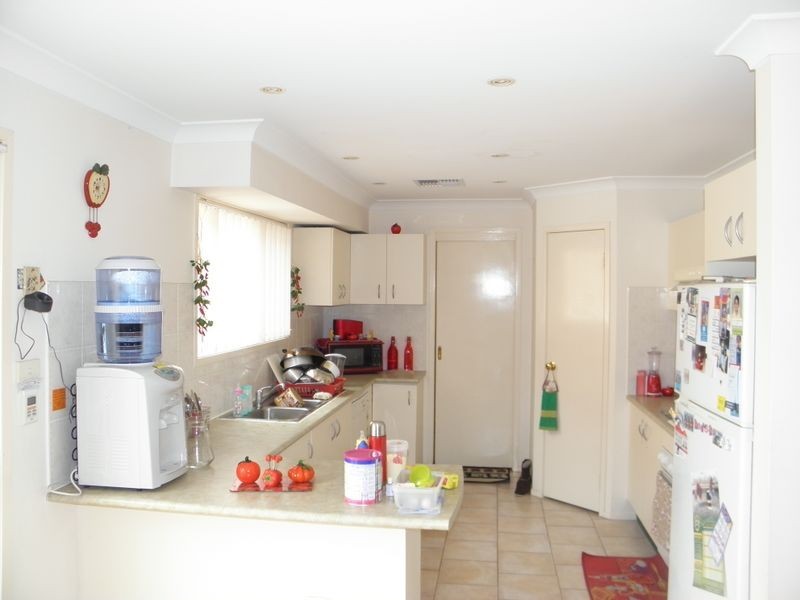 West Hoxton NSW 2171