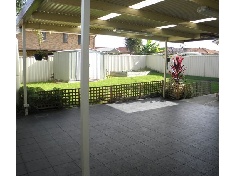 Hoxton Park NSW 2171