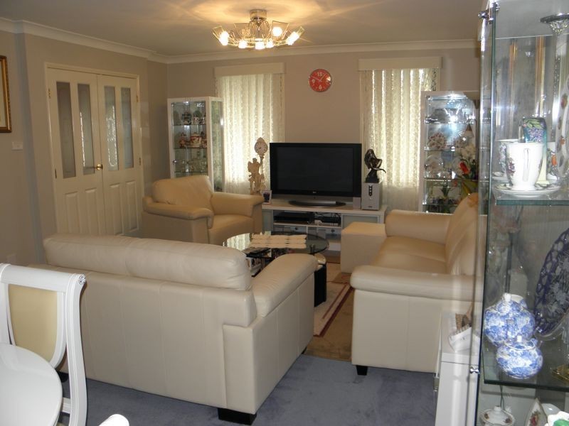 West Hoxton NSW 2171
