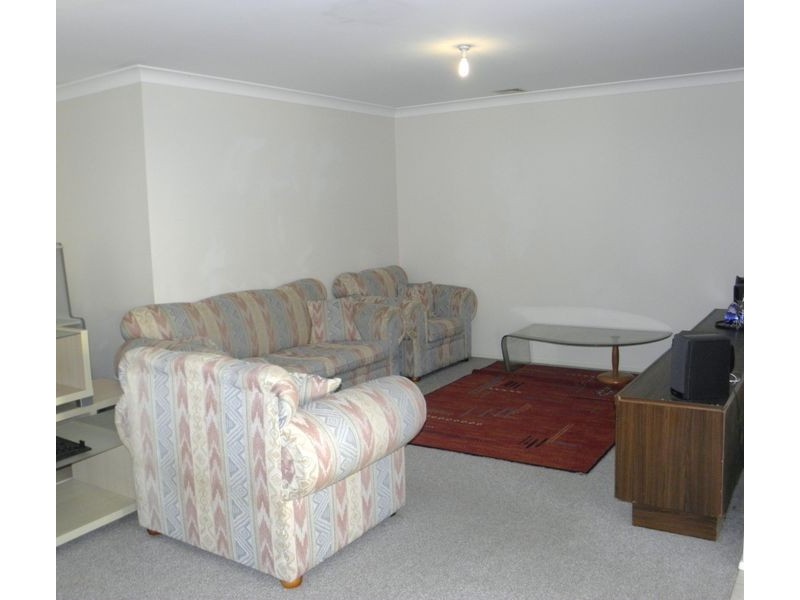 West Hoxton NSW 2171