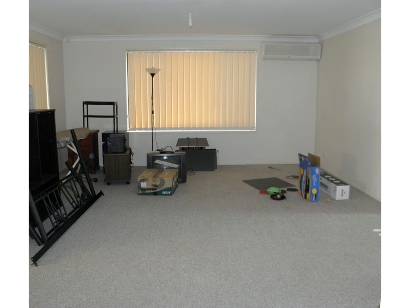 West Hoxton NSW 2171