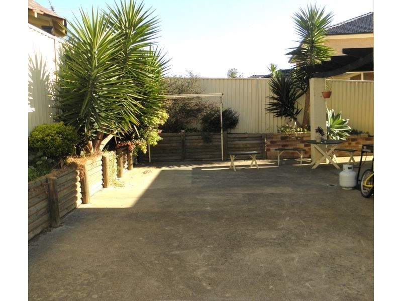 West Hoxton NSW 2171