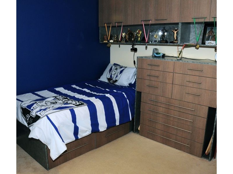 10 Kangaroo Close, Green Valley NSW 2168