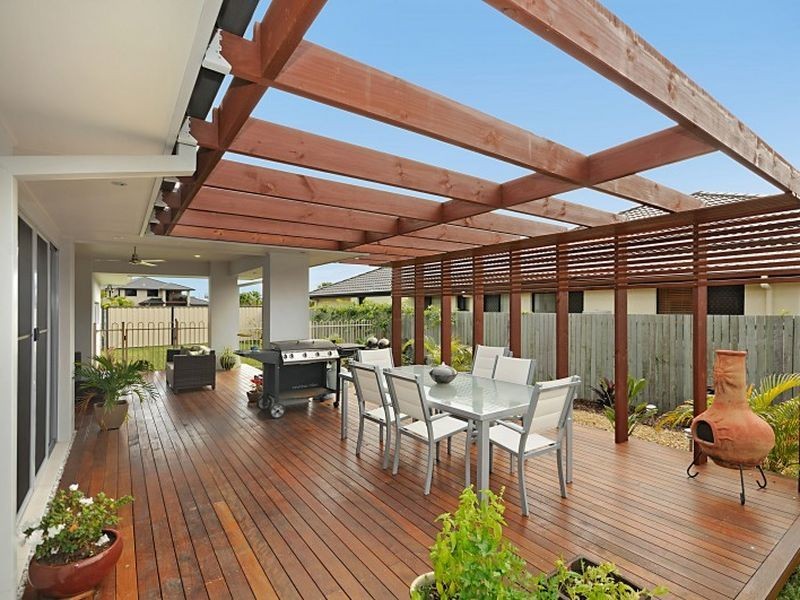 6 Teal Blvde, Banksia Beach QLD 4507