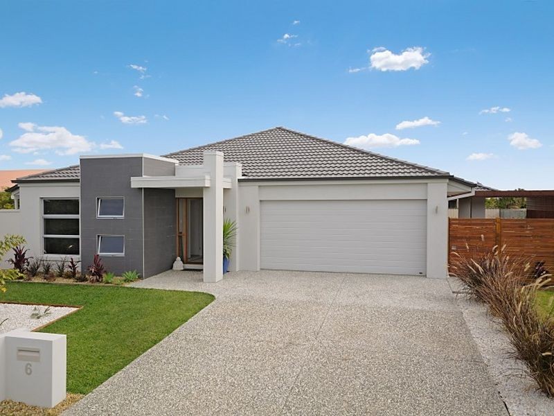 6 Teal Blvde, Banksia Beach QLD 4507