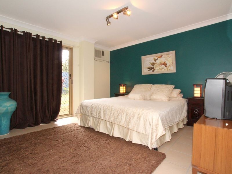 26 Dianthus Avenue, Banksia Beach QLD 4507