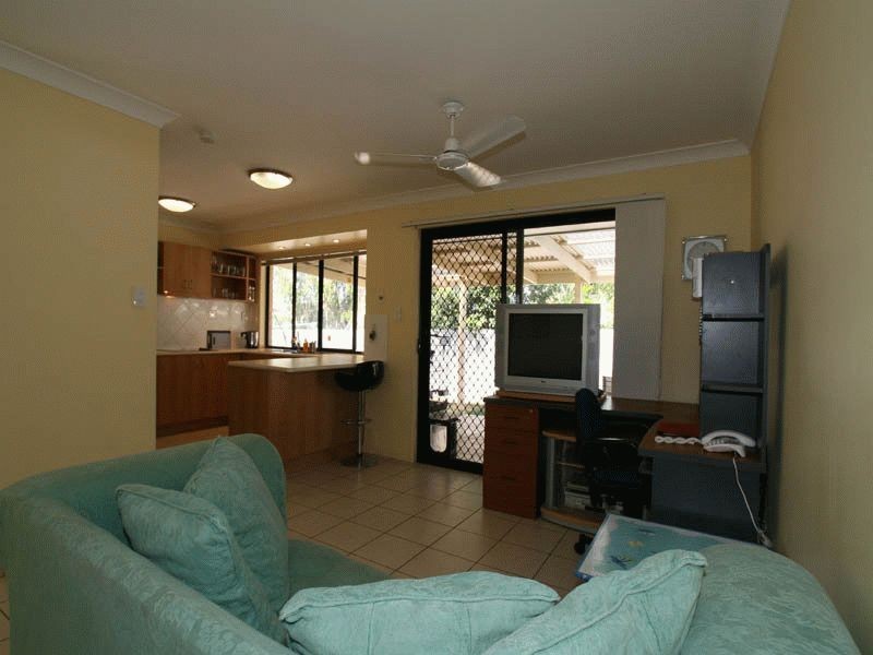 7 Coogee Place, Sandstone Point QLD 4511