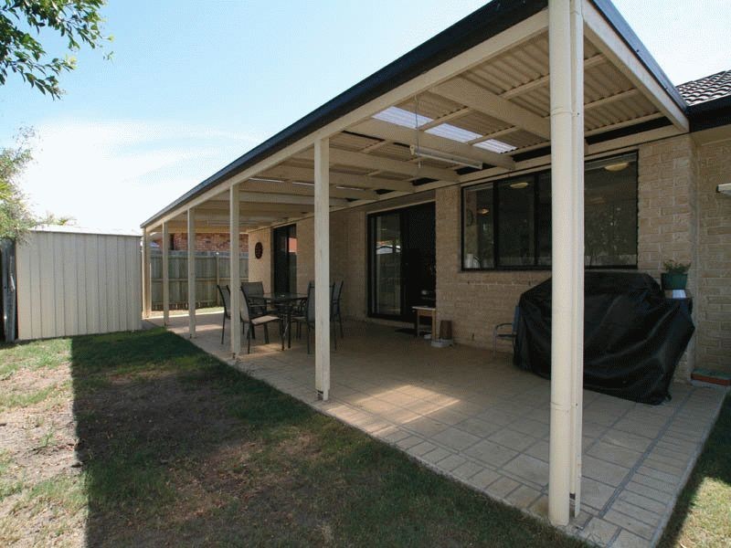7 Coogee Place, Sandstone Point QLD 4511