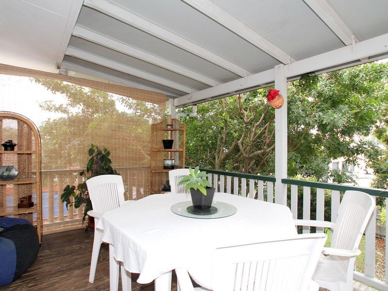 5 Cormorant Street, Bongaree QLD 4507