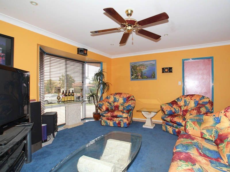 24 Anchor Court, Banksia Beach QLD 4507