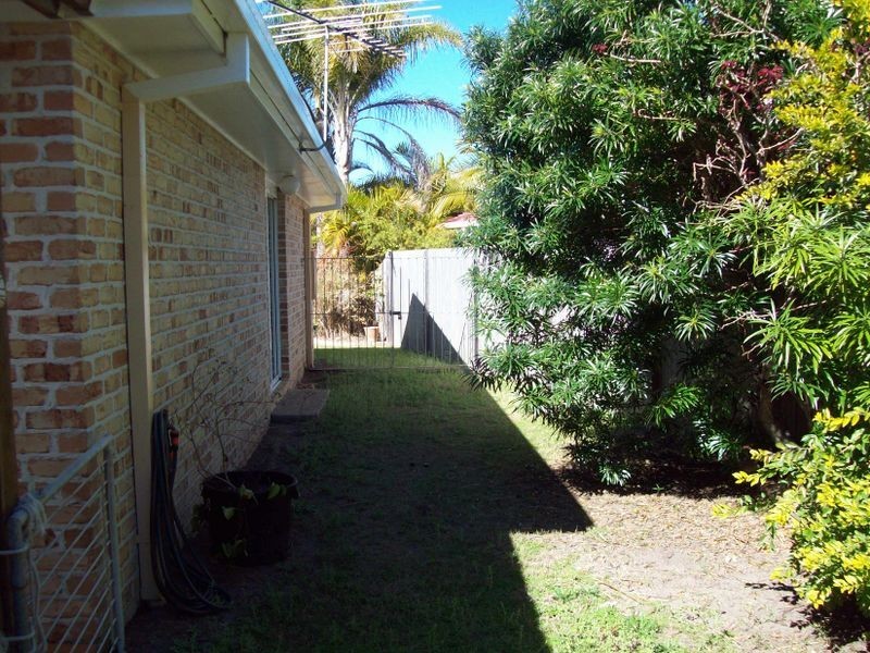 5 Chartwell Place, Sandstone Point QLD 4511