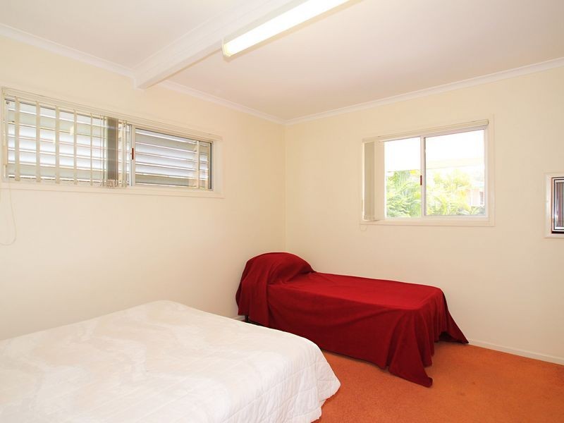 9 Hill Street, Bongaree QLD 4507