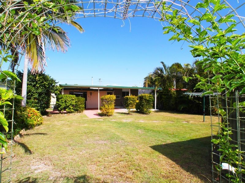 9 Hill Street, Bongaree QLD 4507