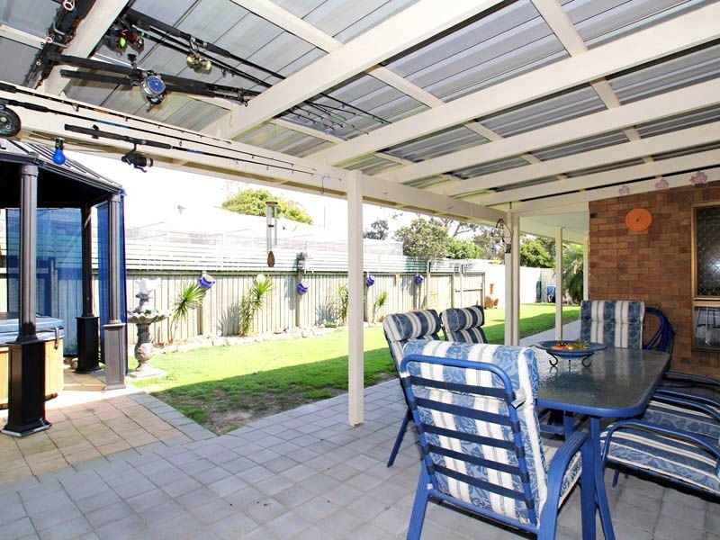 72 Endeavour Drive, Banksia Beach QLD 4507