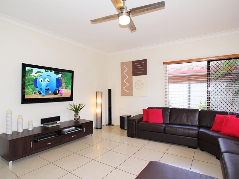 13 Banks Street, Banksia Beach QLD 4507