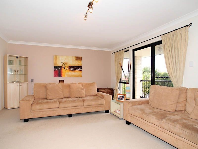 13 Banks Street, Banksia Beach QLD 4507