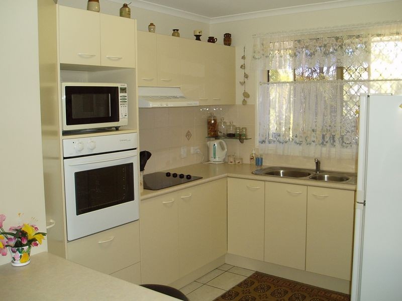 24/7 Coolgarra Avenue, Bongaree QLD 4507