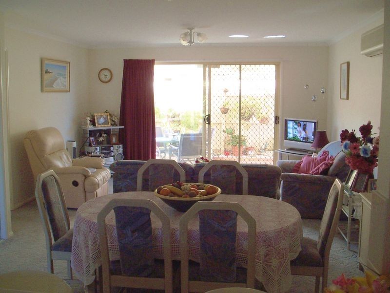 24/7 Coolgarra Avenue, Bongaree QLD 4507