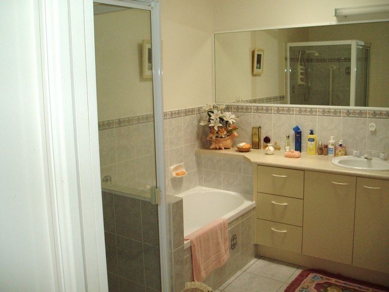 24/7 Coolgarra Avenue, Bongaree QLD 4507