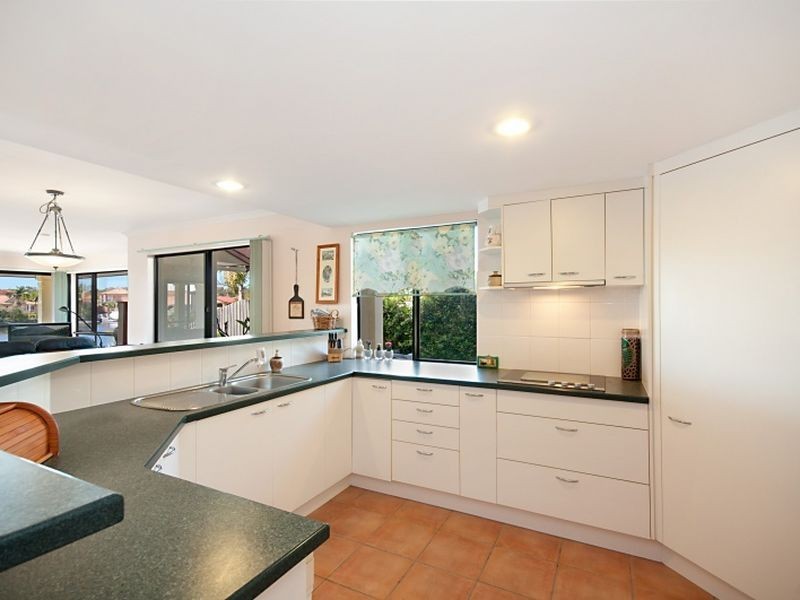 2/22 Pacific Drive, Banksia Beach QLD 4507