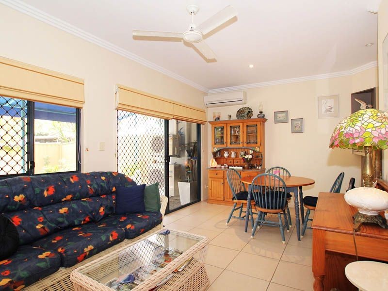 8/49 The Boulevarde, Bongaree QLD 4507