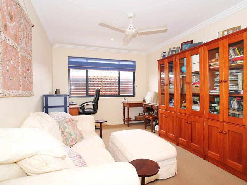 8/49 The Boulevarde, Bongaree QLD 4507