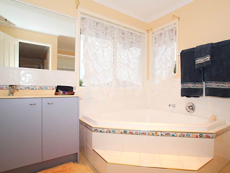 72 Voyagers Drive, Banksia Beach QLD 4507