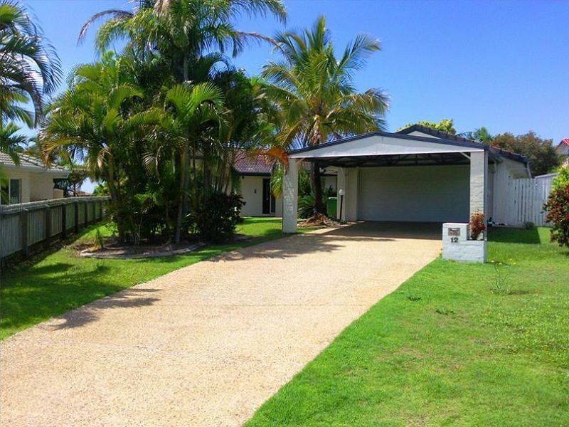12 Carl Court, Banksia Beach QLD 4507