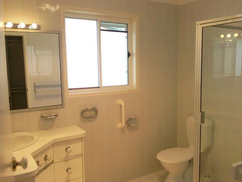 12 Carl Court, Banksia Beach QLD 4507