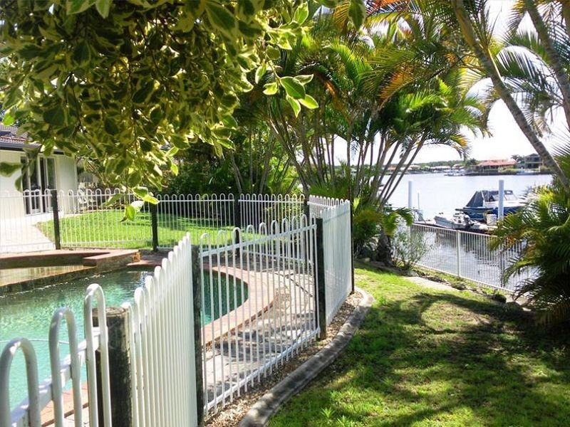 12 Carl Court, Banksia Beach QLD 4507