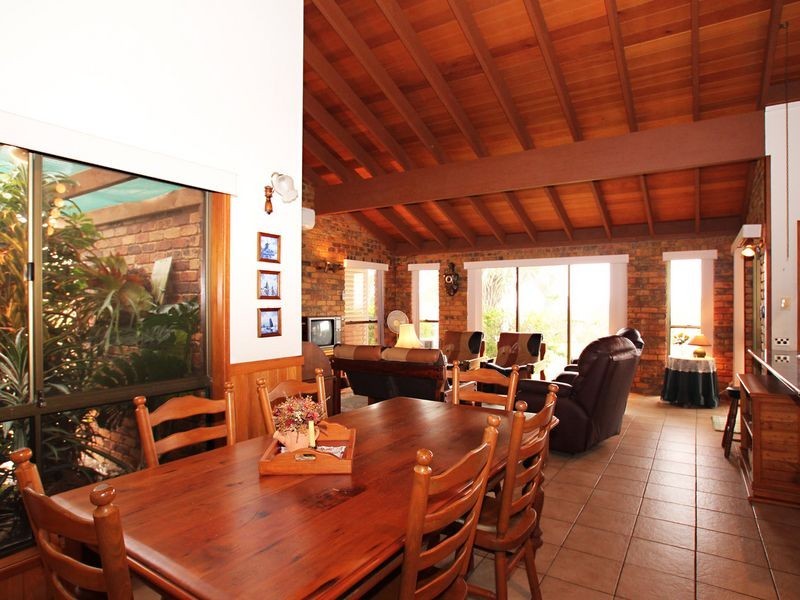 17 Clark Terrace, Sandstone Point QLD 4511