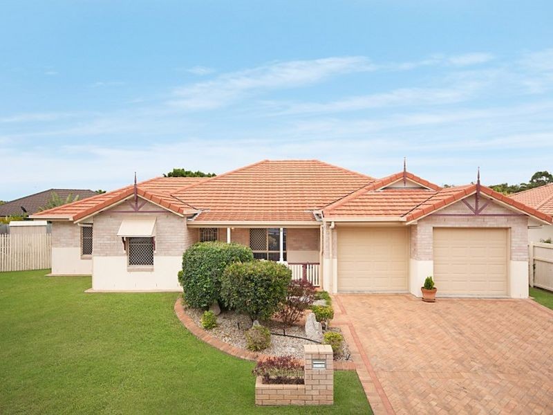 8 Seahorse Court, Banksia Beach QLD 4507