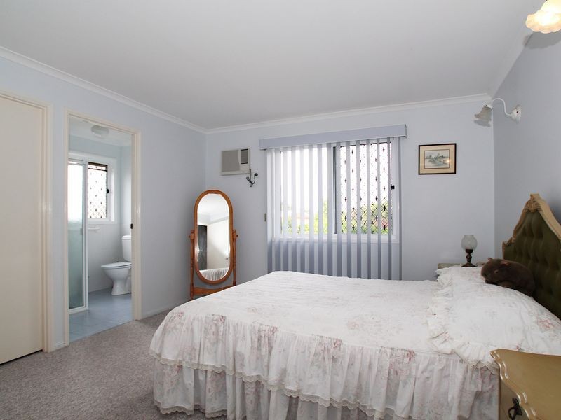 29 Gordon Crescent, Sandstone Point QLD 4511