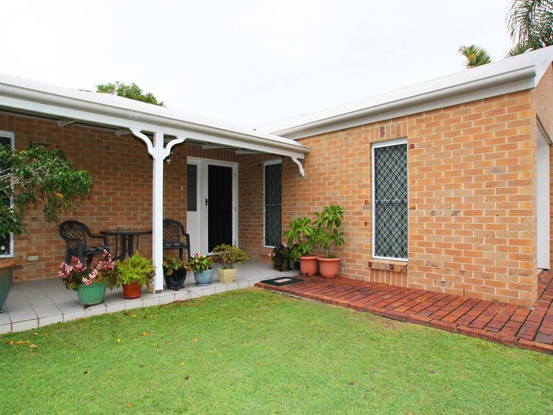 29 Gordon Crescent, Sandstone Point QLD 4511