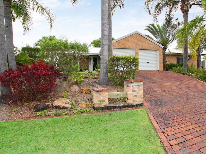 29 Gordon Crescent, Sandstone Point QLD 4511