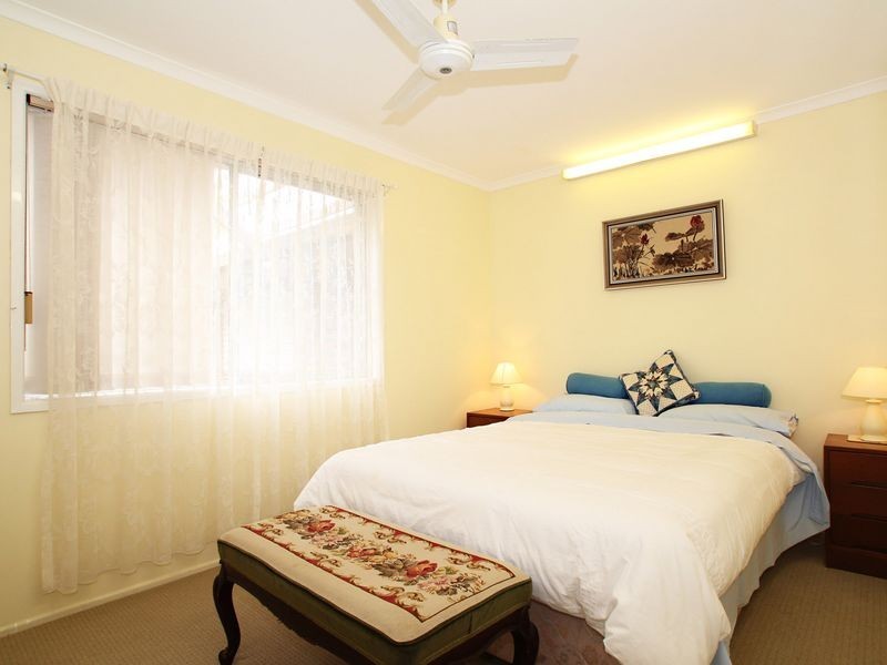 33 Gidya Avenue, Bongaree QLD 4507