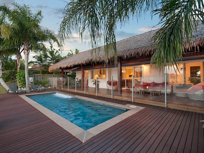 6 Trimaran Court, Banksia Beach QLD 4507