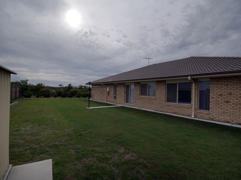 29 Gecko Place, Ningi QLD 4511