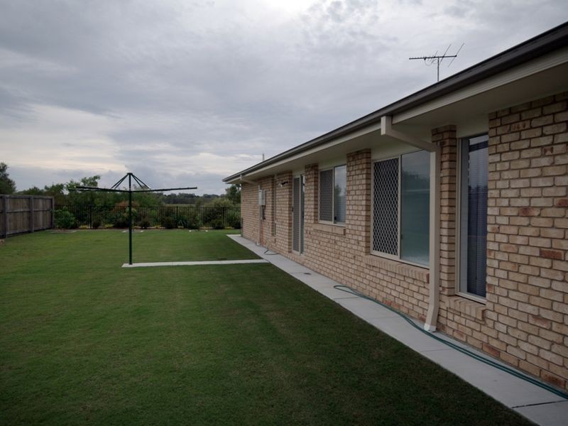 29 Gecko Place, Ningi QLD 4511