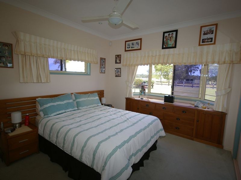 2-6 Flaxton Court, Ningi QLD 4511