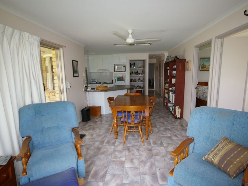 39 Coolgarra Avenue, Bongaree QLD 4507