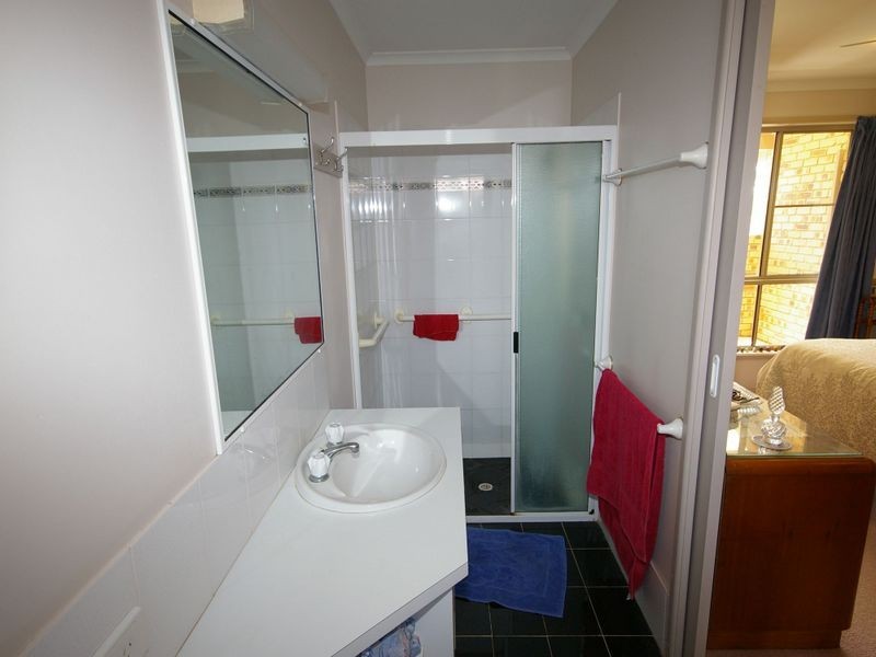 39 Coolgarra Avenue, Bongaree QLD 4507